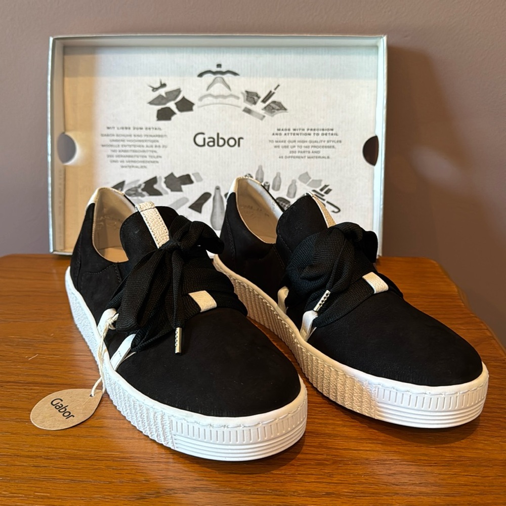 NEW Gabor Women’s 23,333 Sneakers Black White Bow Shoes UK 5.5 (US 8)